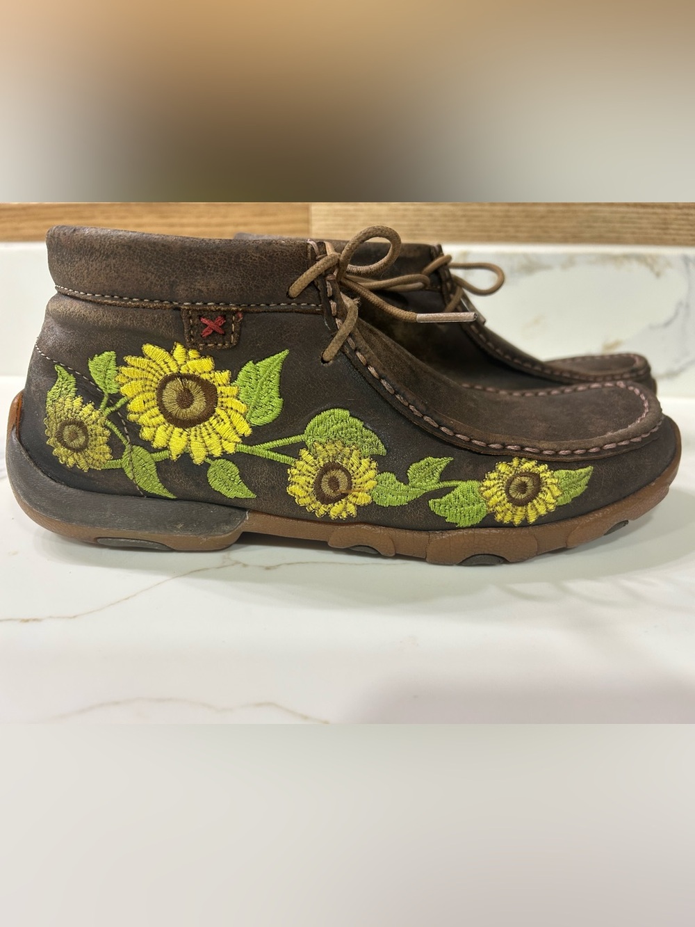 TWISTED X WOMEN'S CHUKKA DRIVING MOC BOMBER AND SUNFLOWER